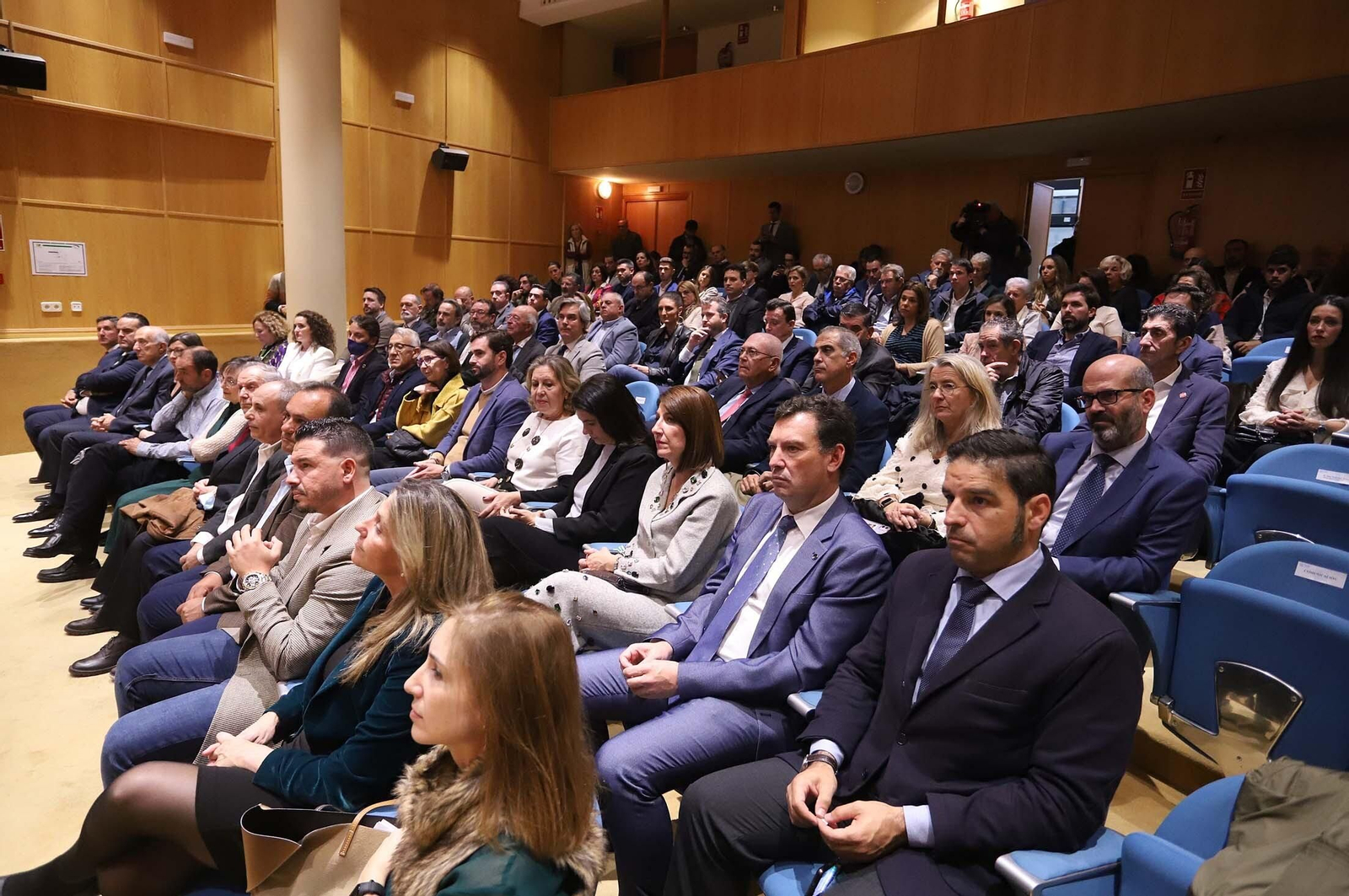 Imágenes de la entrega de los XVI Premios Empresarios del Año de Huelva