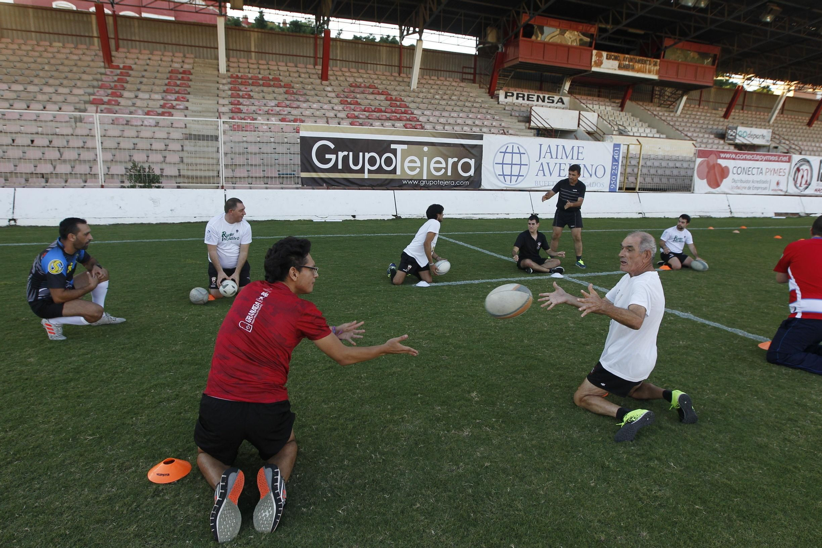 Fotogalería rugby inclusivo URA CLAN. Almería