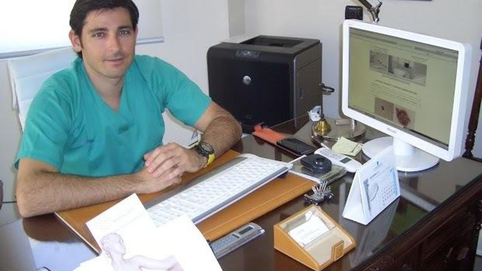 El dermatólogo José Luis Martínez-Amo Gámez.