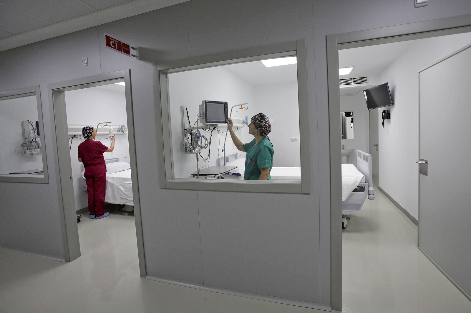 Imágenes de la nueva clínica Lopez Cano en el Estadio Carranza