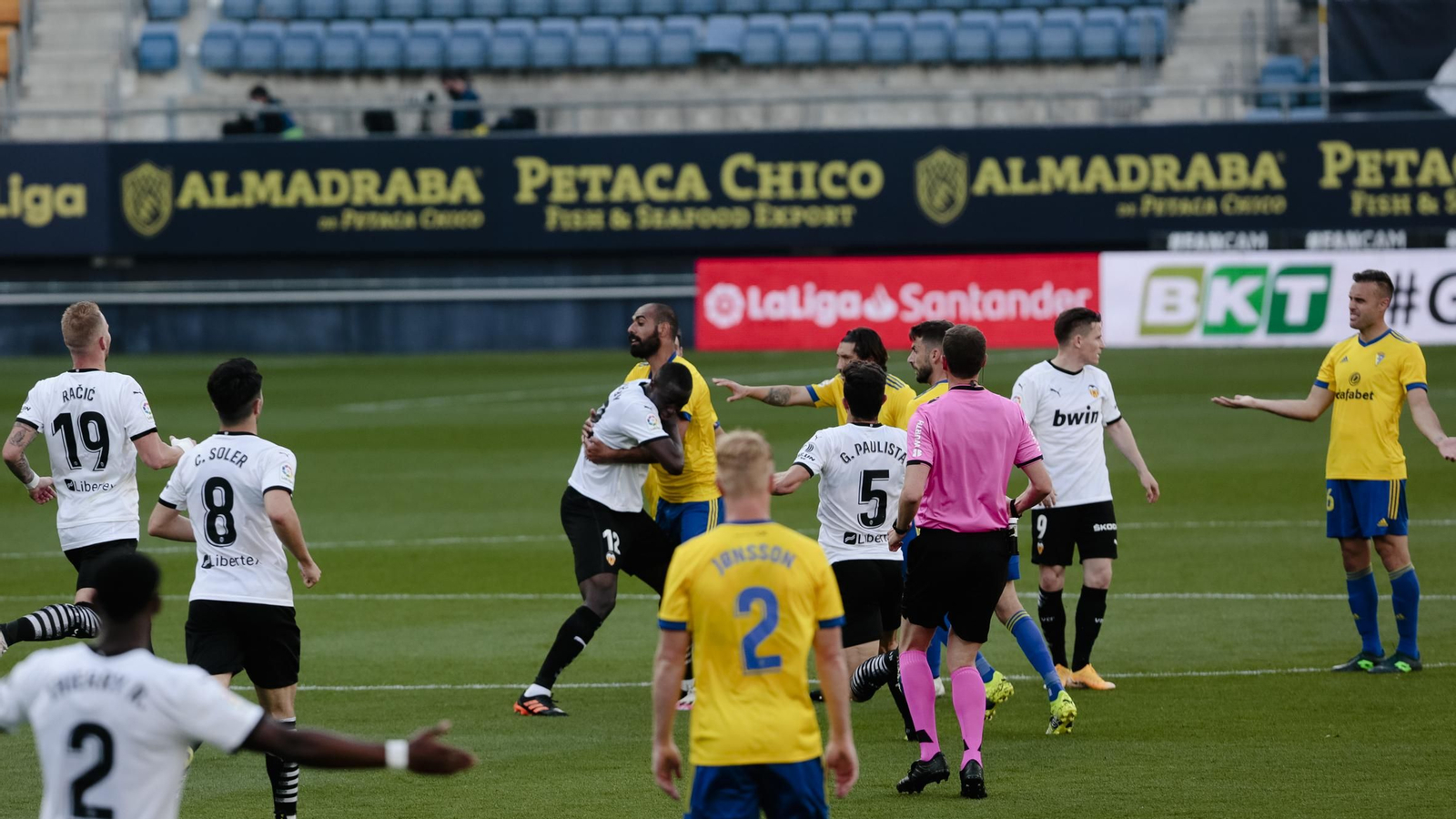Las Imágenes del partido Cádiz-Valencia