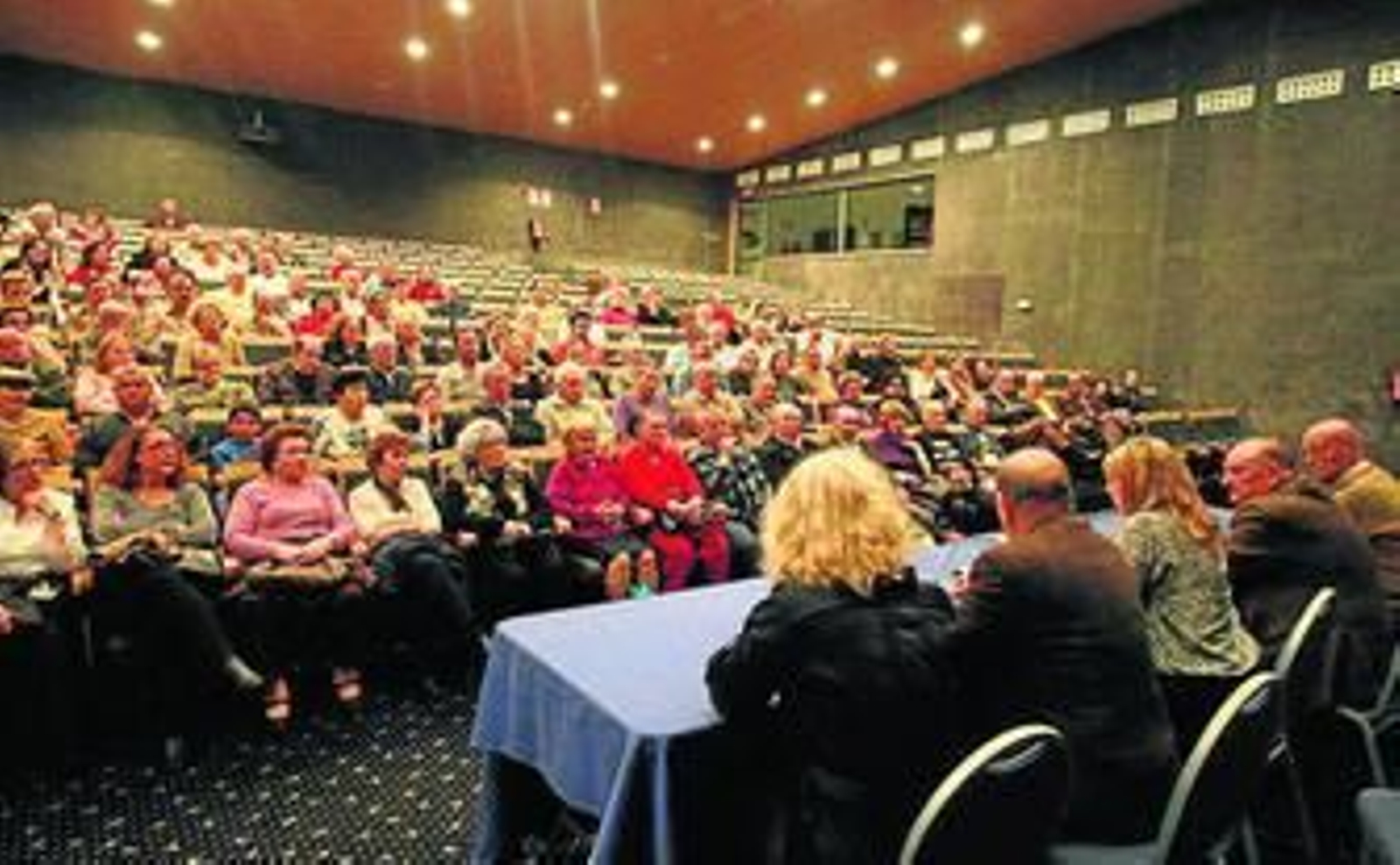 Imagen de la asamblea de Alpeg, ayer en el Palacio de Congresos.