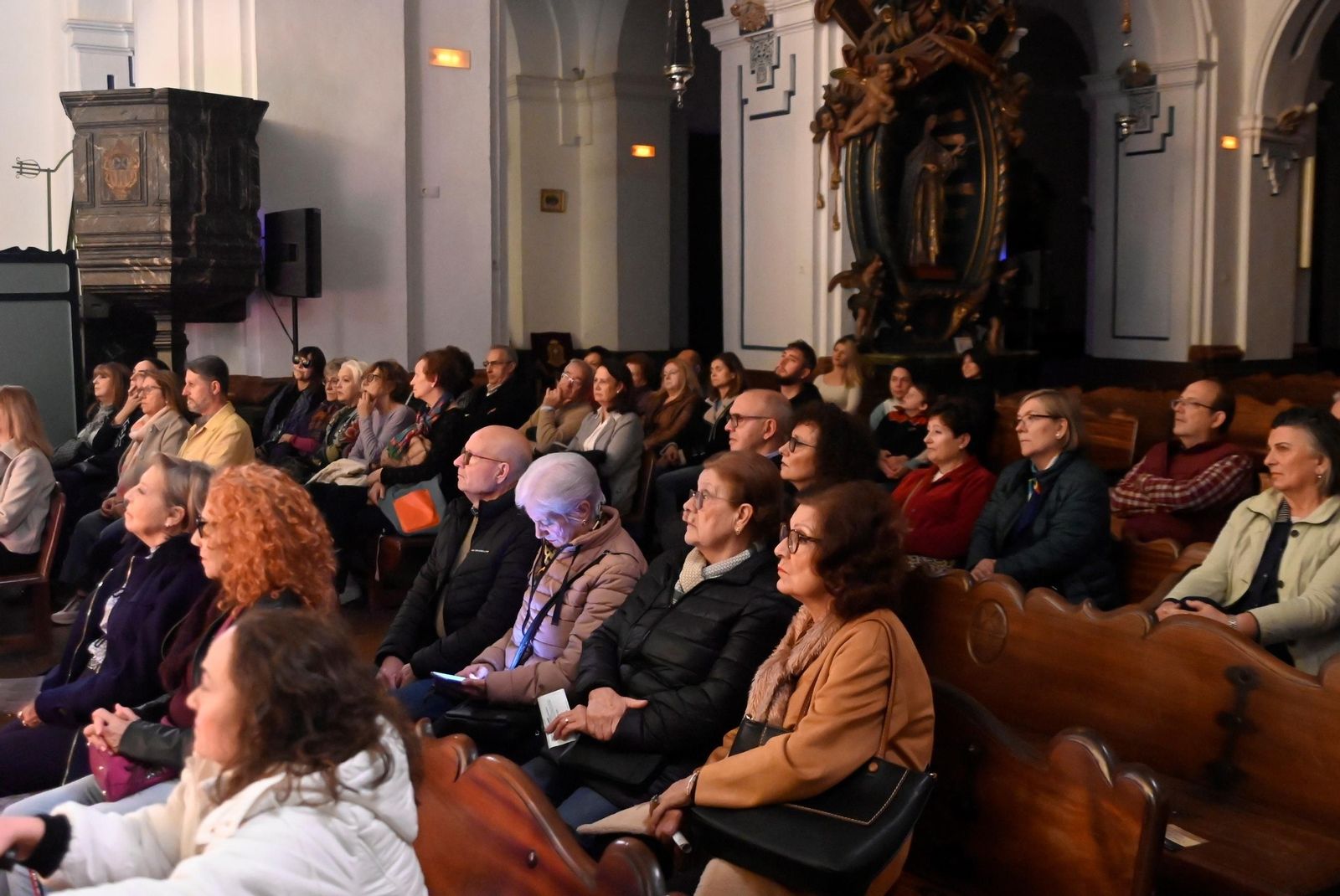 Las imágenes de la primera visita guiada teatralizada al patrimonio barroco de la Diputación de Córdoba