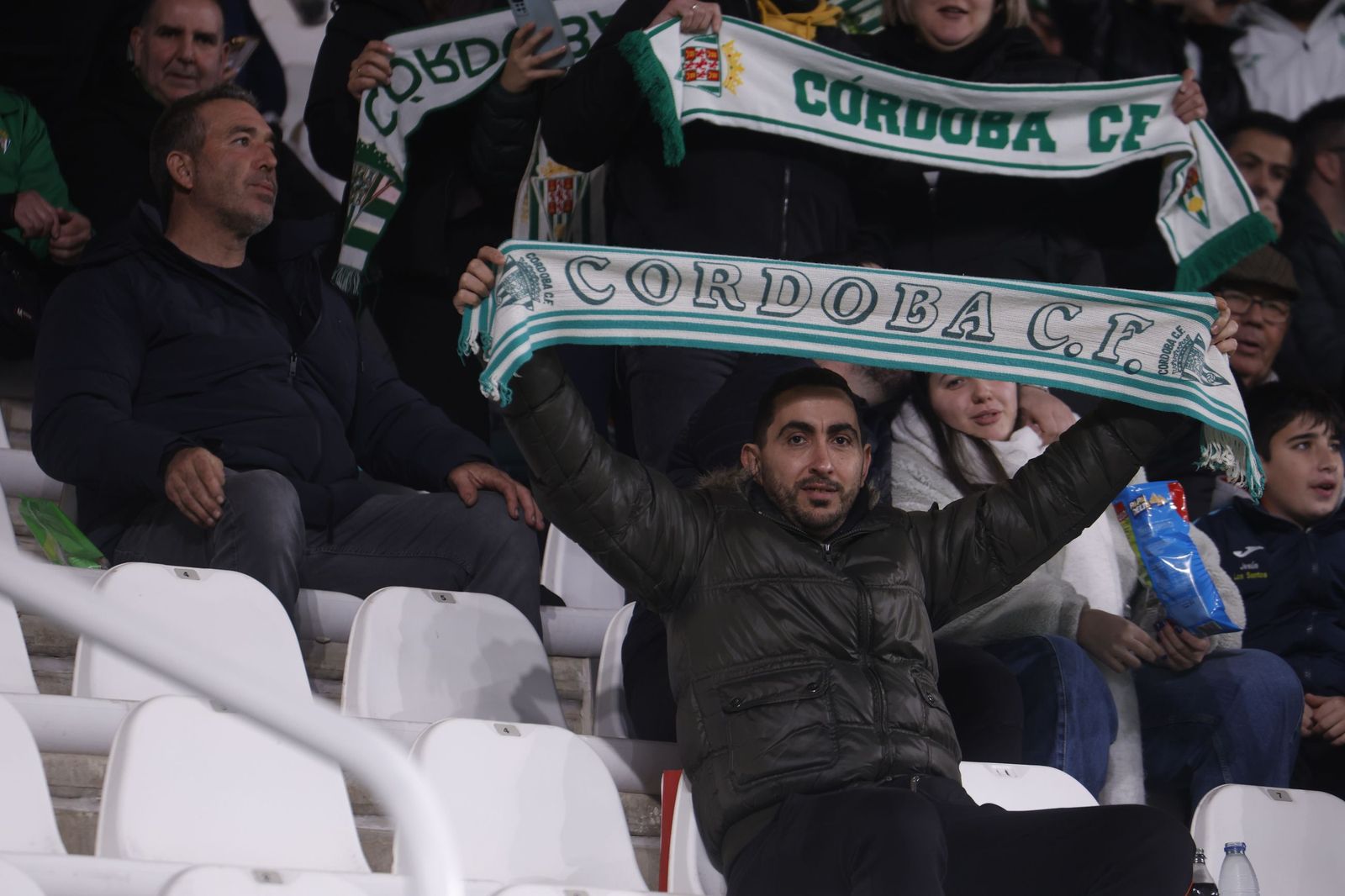 Las mejores fotos del ambiente en El Arcángel para el Córdoba CF - Valladolid