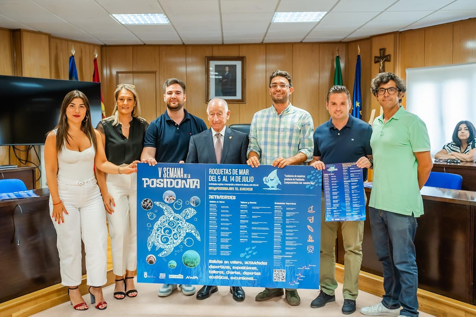 Acto de presentación de la V Semana de la Posidonia de Roquetas celebrado en la casa consistorial de la ciudad.