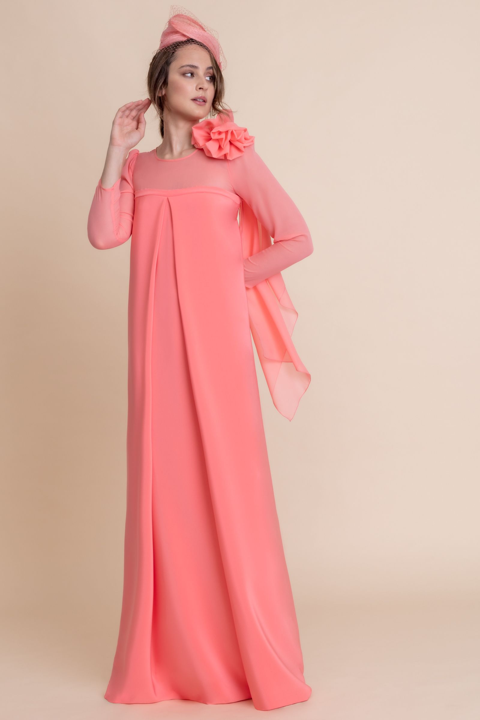 En imágenes, diez propuestas de la diseñadora Matilde Cano para las madrinas de 2023