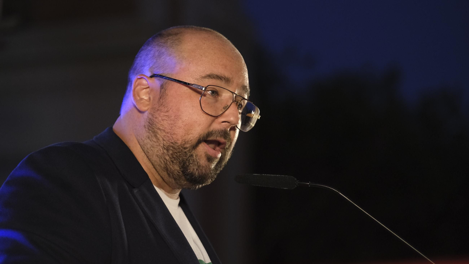 El pregón de la Feria de Almería 2025 y el encendido de la portada, en imágenes