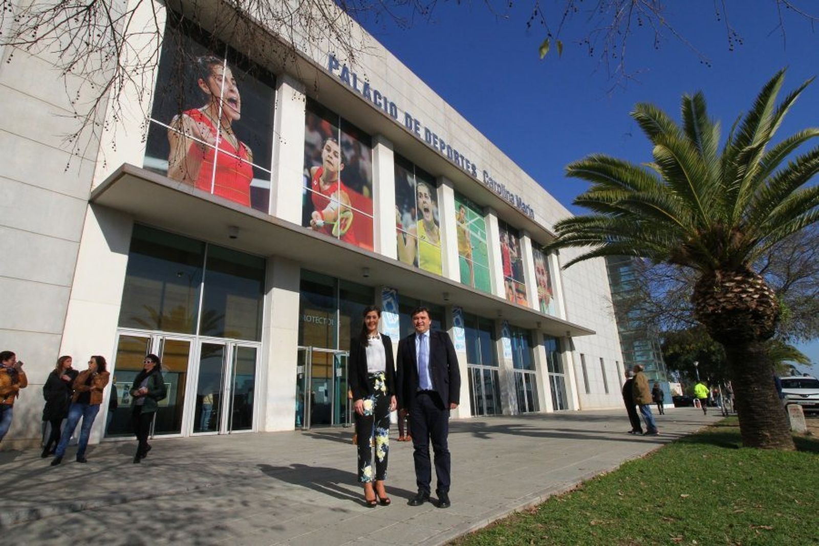 Inaugurado el nuevo nombre del Palacio de Deportes Carolina Marín