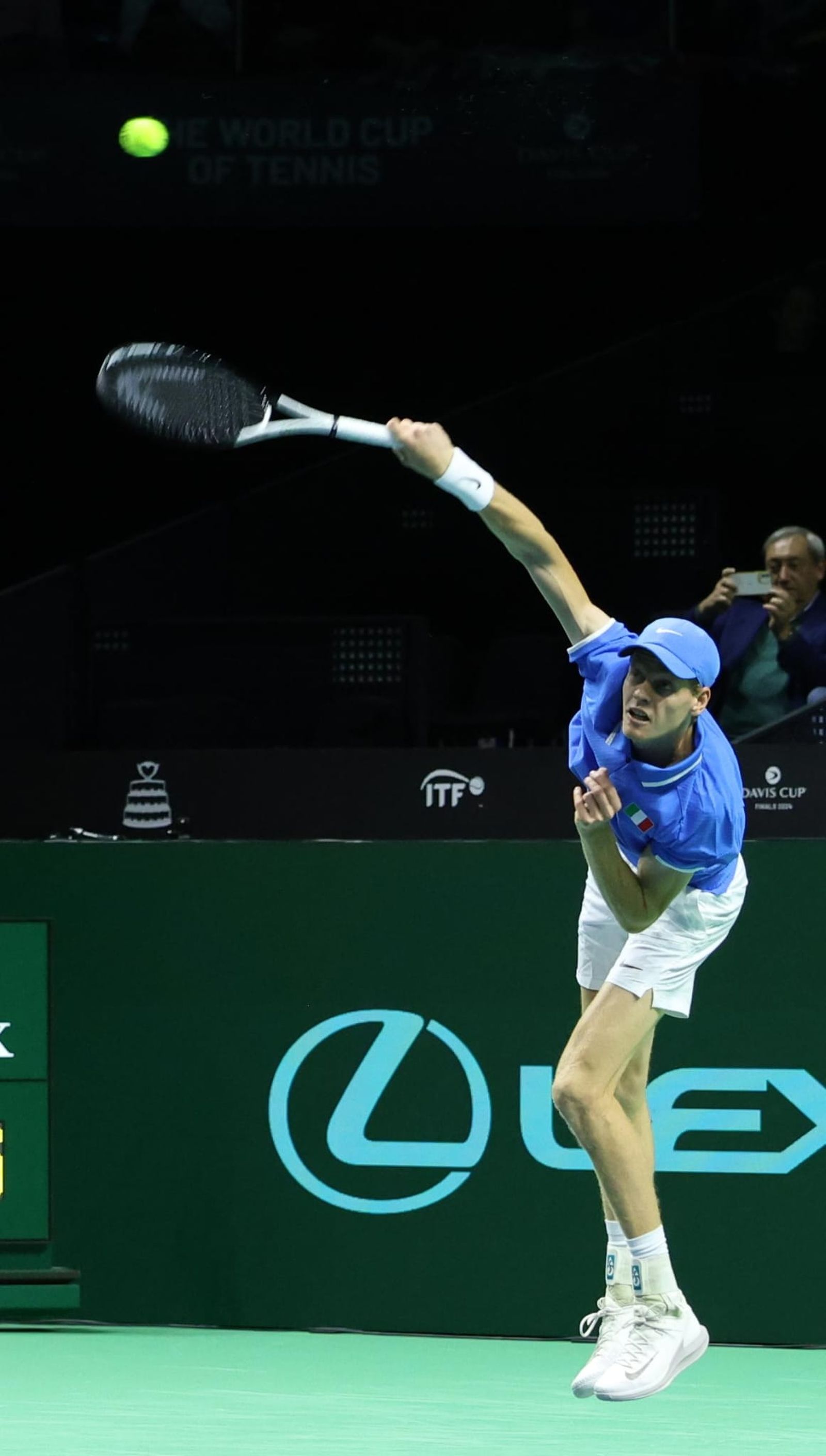 Jannik Sinner trae su show a Málaga.