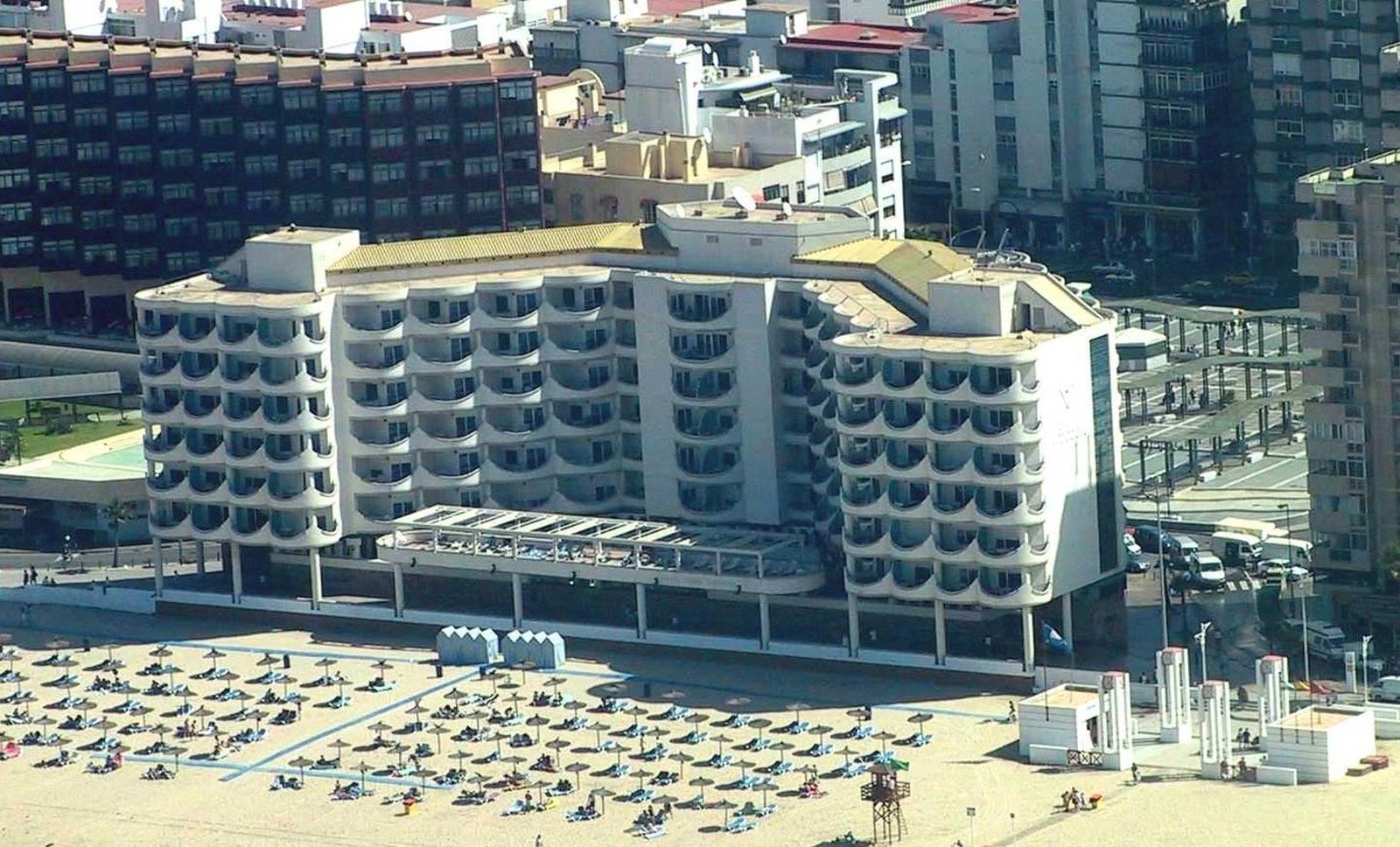 Del viejo Balneario al lujoso Hotel Playa. Una historia en imágenes