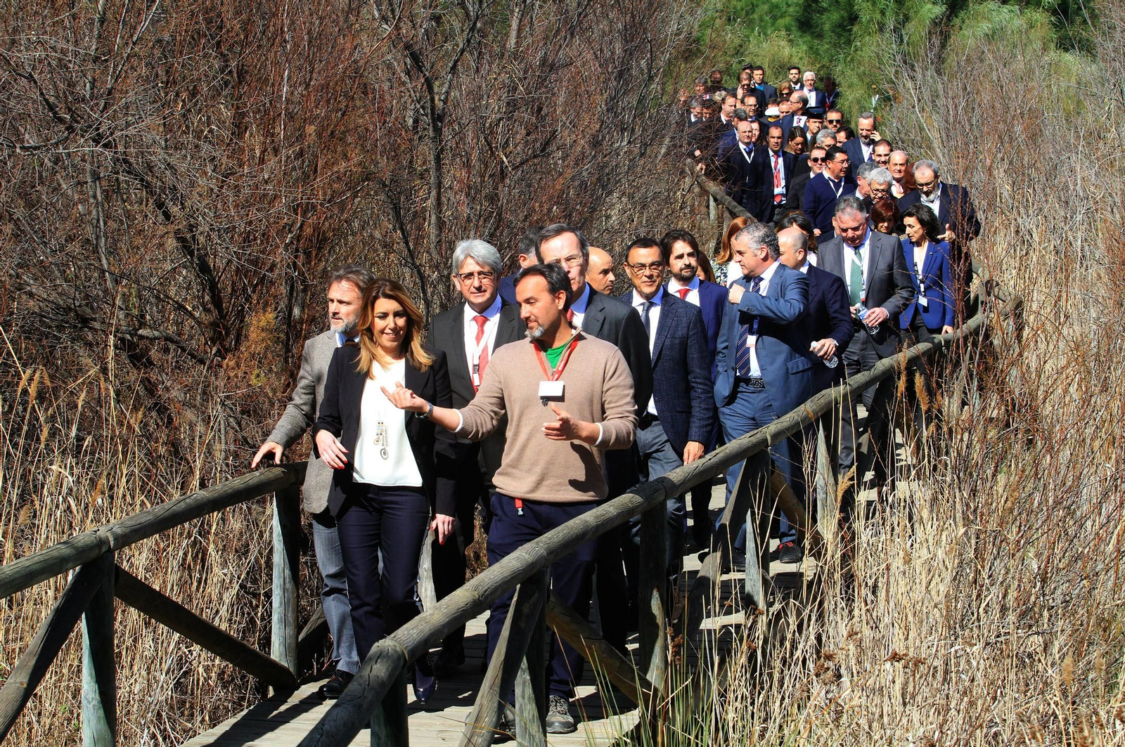 La presidenta de la Junta de Andalucía, Susana Díaz, y el consejero delegado de Cepsa, Pedro Miró, inauguran el proyecto 'Optimización de Aromáticos' de Cepsa, en imágenes