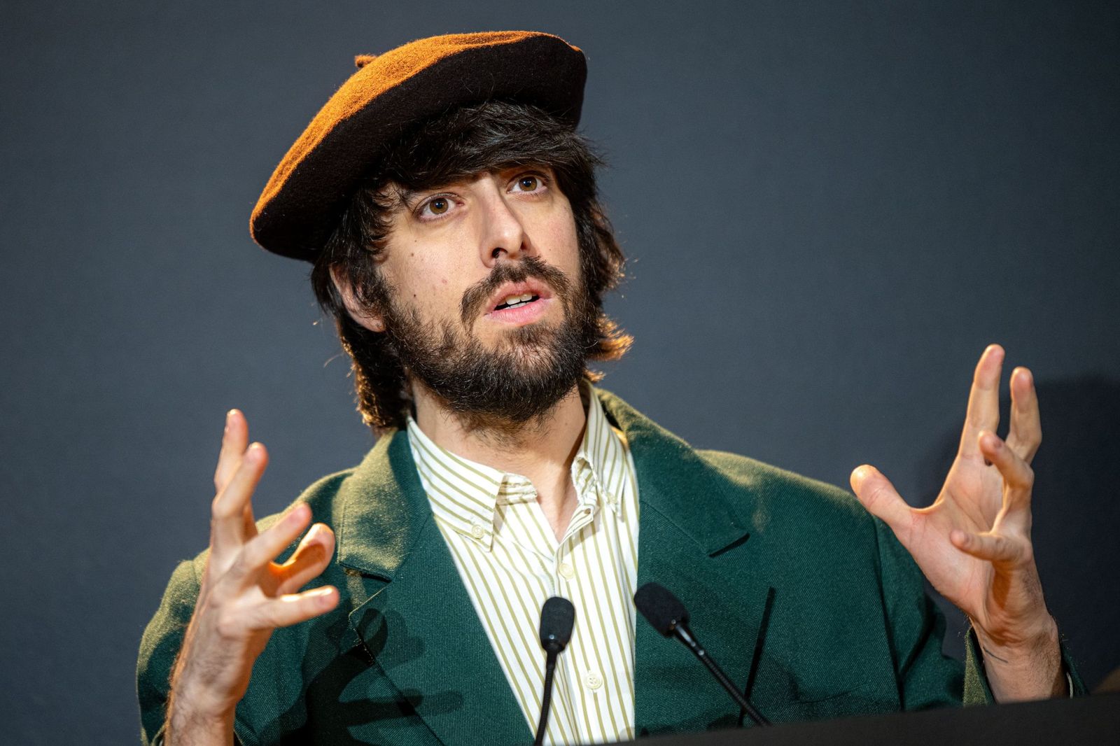 El escritor David Uclés interviene tras ganar el 82º Premio Nadal con 'La ciudad de las luces muertas', en una imagen reciente.