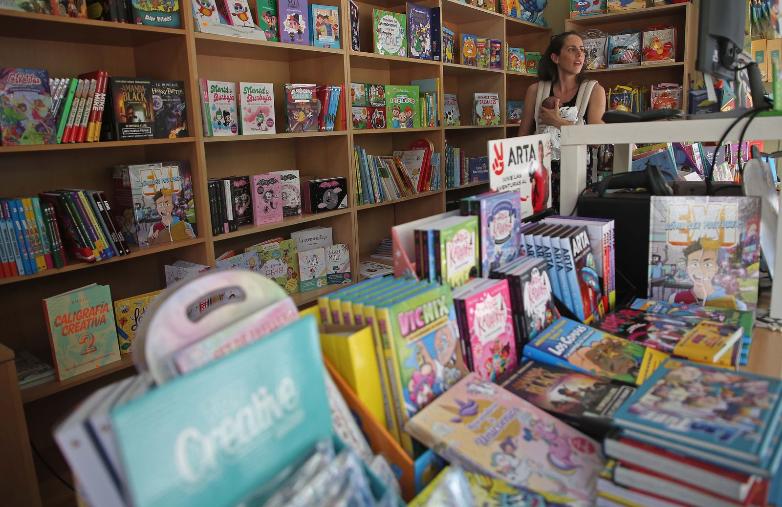Fotos de la Feria del Libro de La Línea