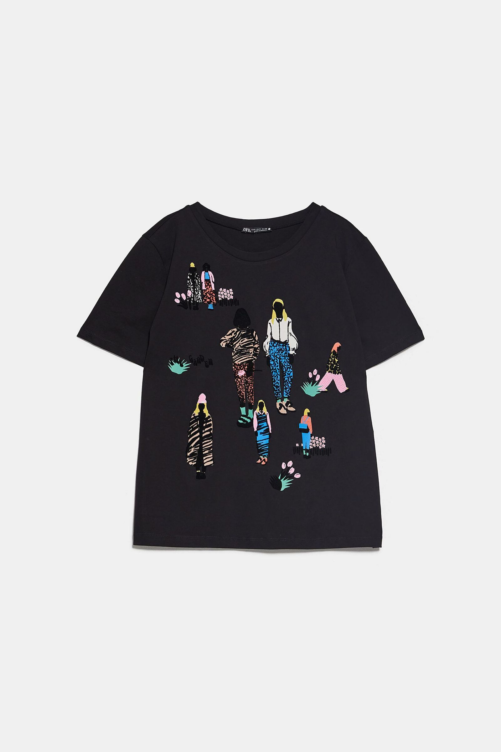 Camiseta negra con dibujos de colores Zara