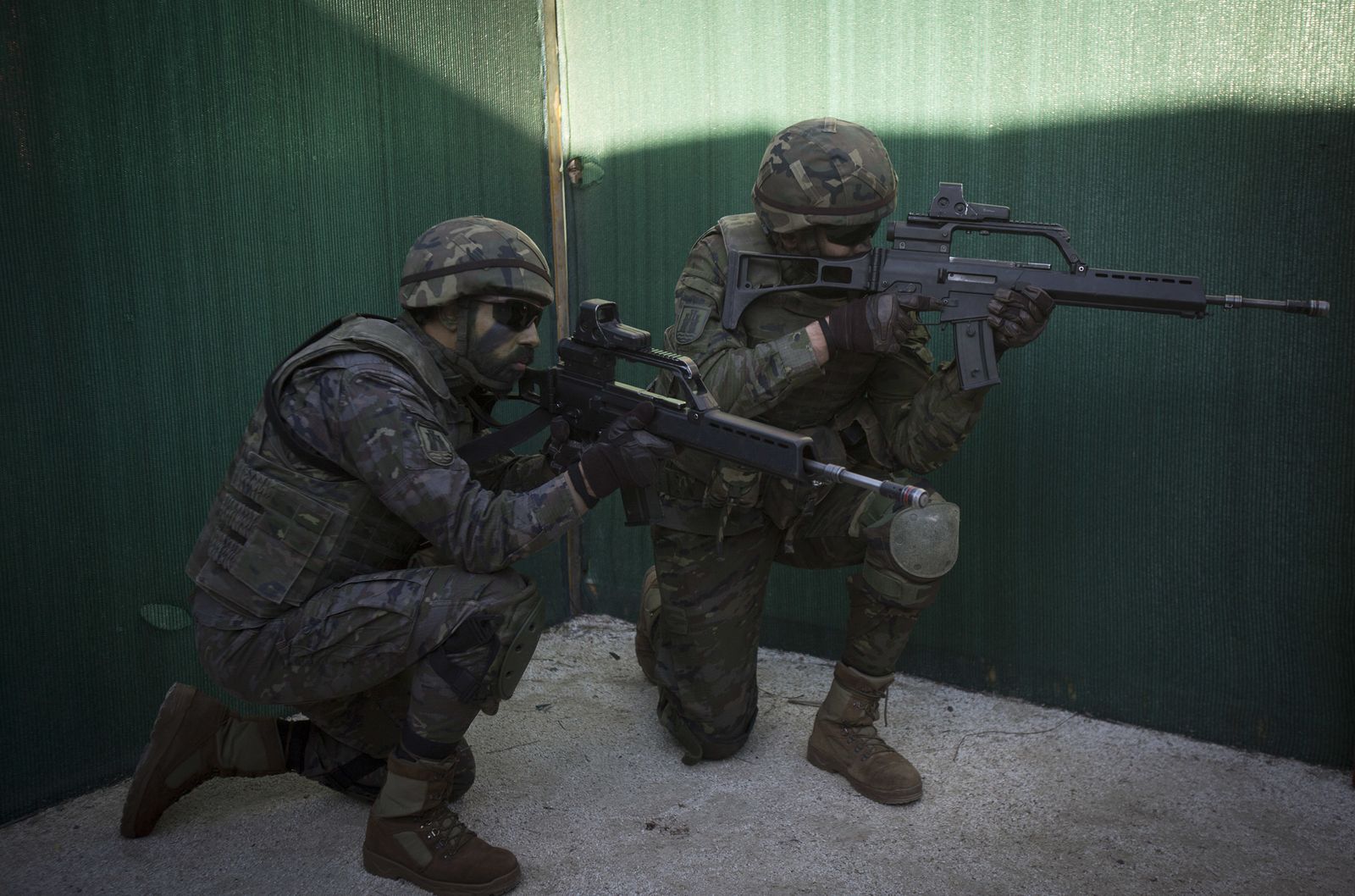 Maniobras del Ejército con destino a Letonia en Cerro Muriano