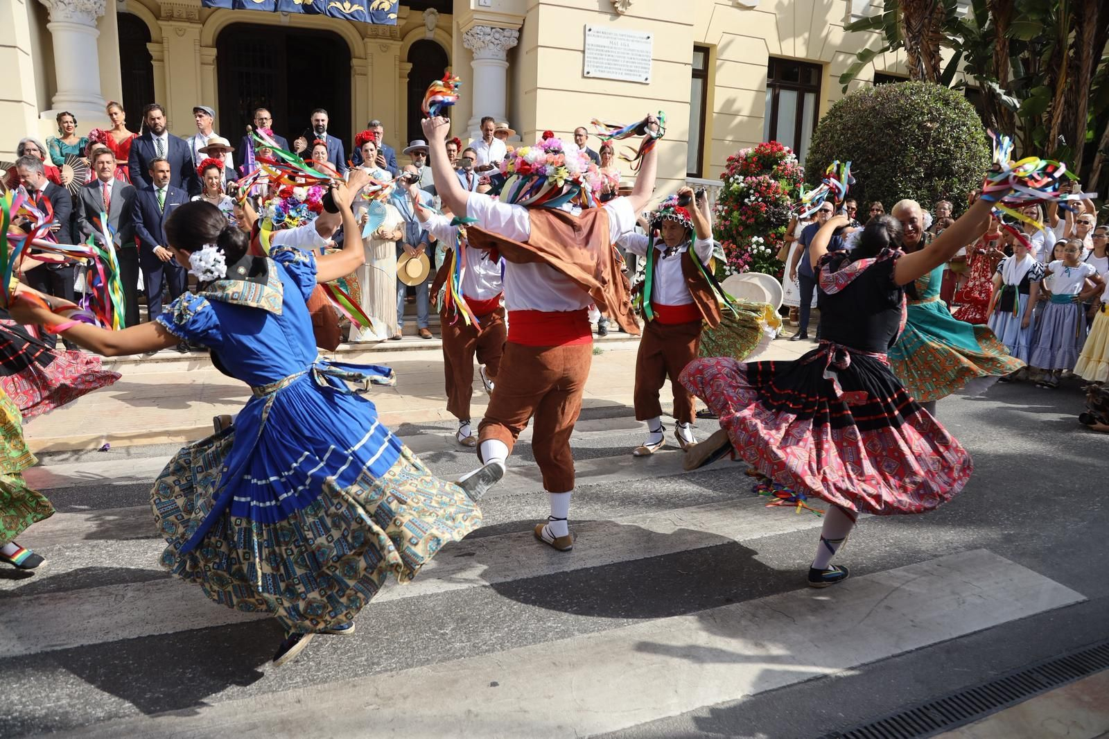 La Romería al Santuario de la Victoria que inicia la Feria de Málaga, en fotos