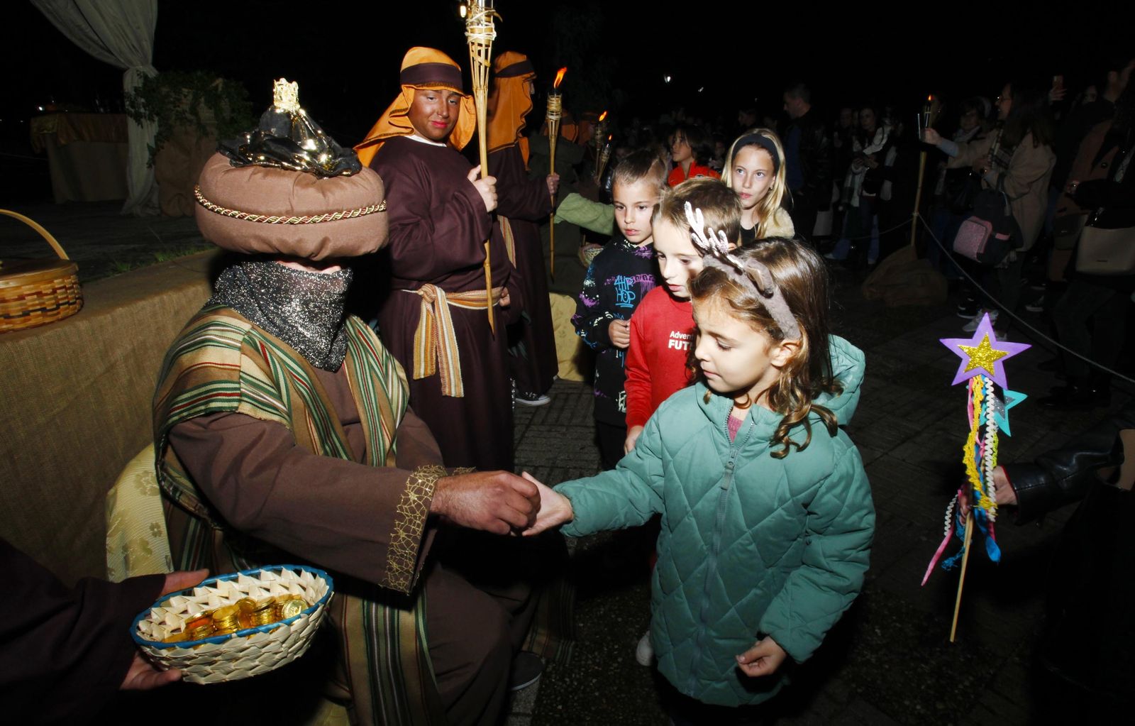 Las imágenes de los Reyes Magos recogiendo el oro en las Minas de Tharsis