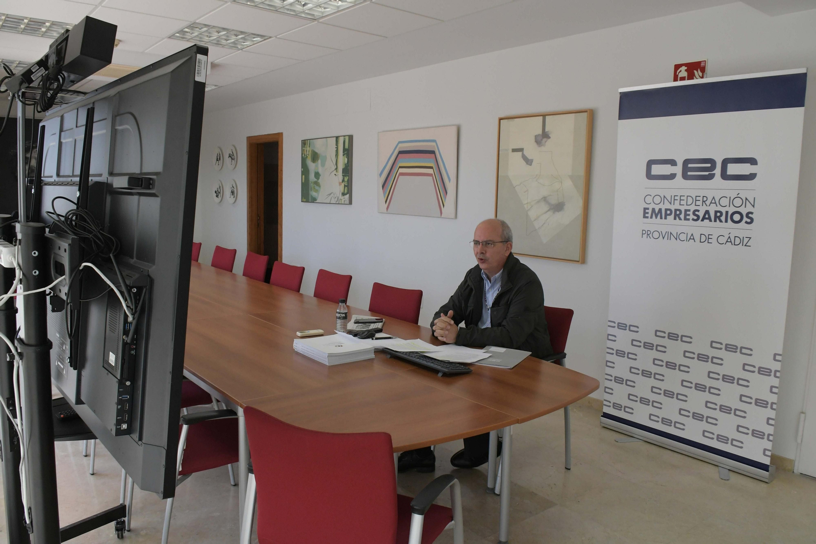 El presidente de la CEC, Javier Sánchez Rojas, durante la rueda de prensa sobre el futuro de Airbus Puerto Real.