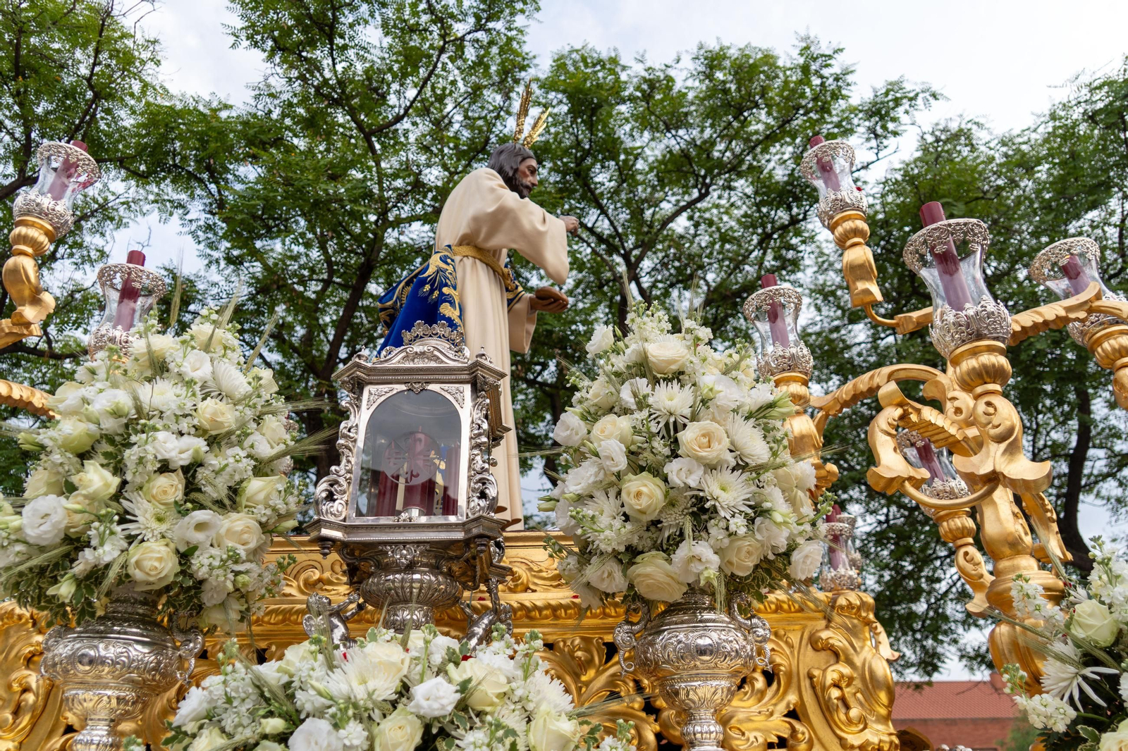 Imágenes del traslado del Cristo del Amor a la Concepción