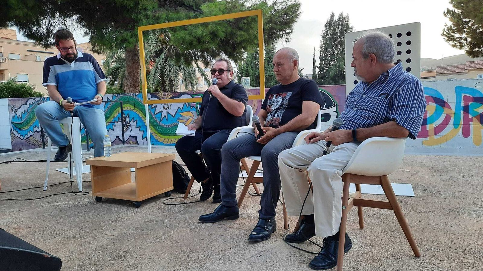 Entrevista a los directivos de la Peña Flamenca El Ciego de la Playa de Huércal de Almería
