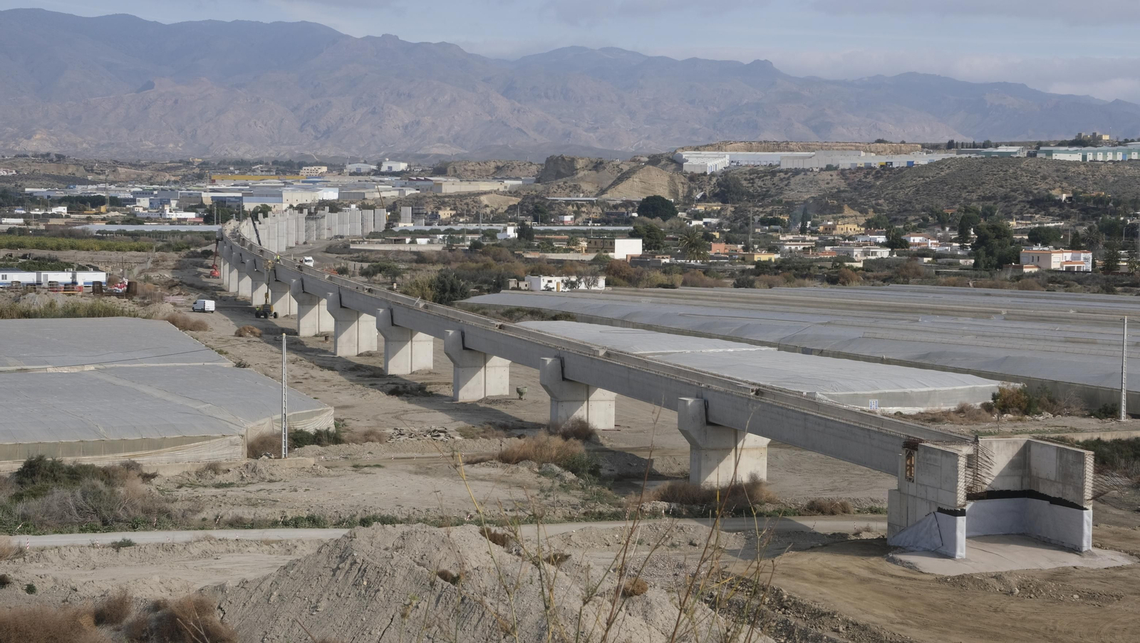 Las obras del AVE a su paso por Viator, en imágenes