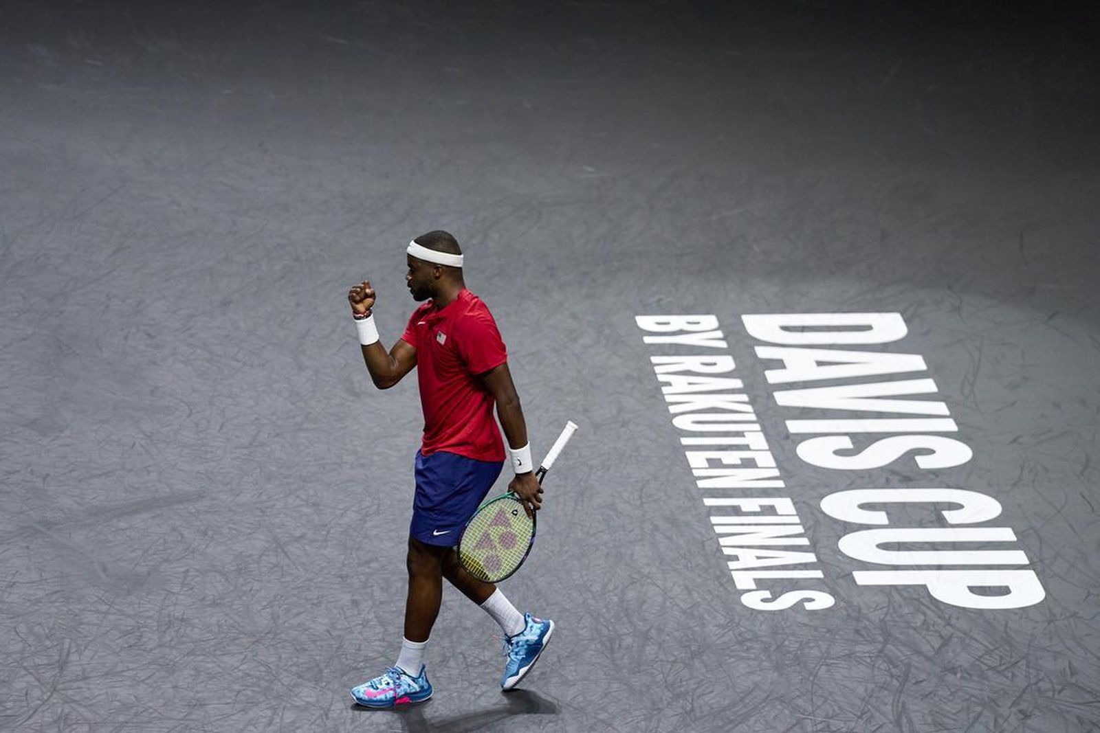 Lorenzo Sonego vence a Francis Tiafoe en el primer partido del Italia-EEUU