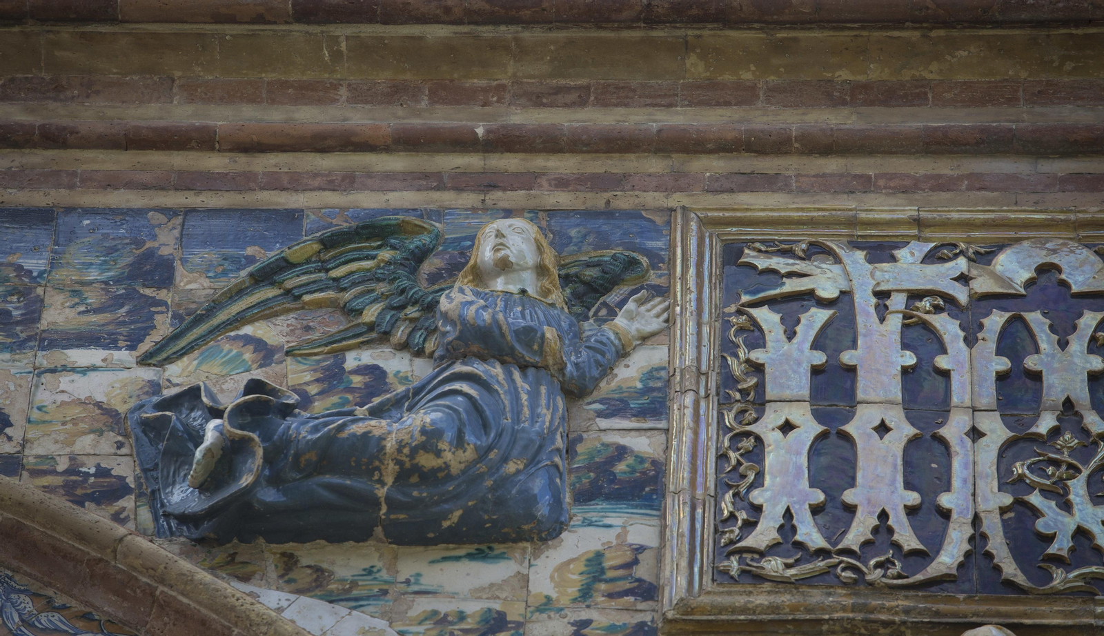 La restauración de la portada de Niculoso Pisano.