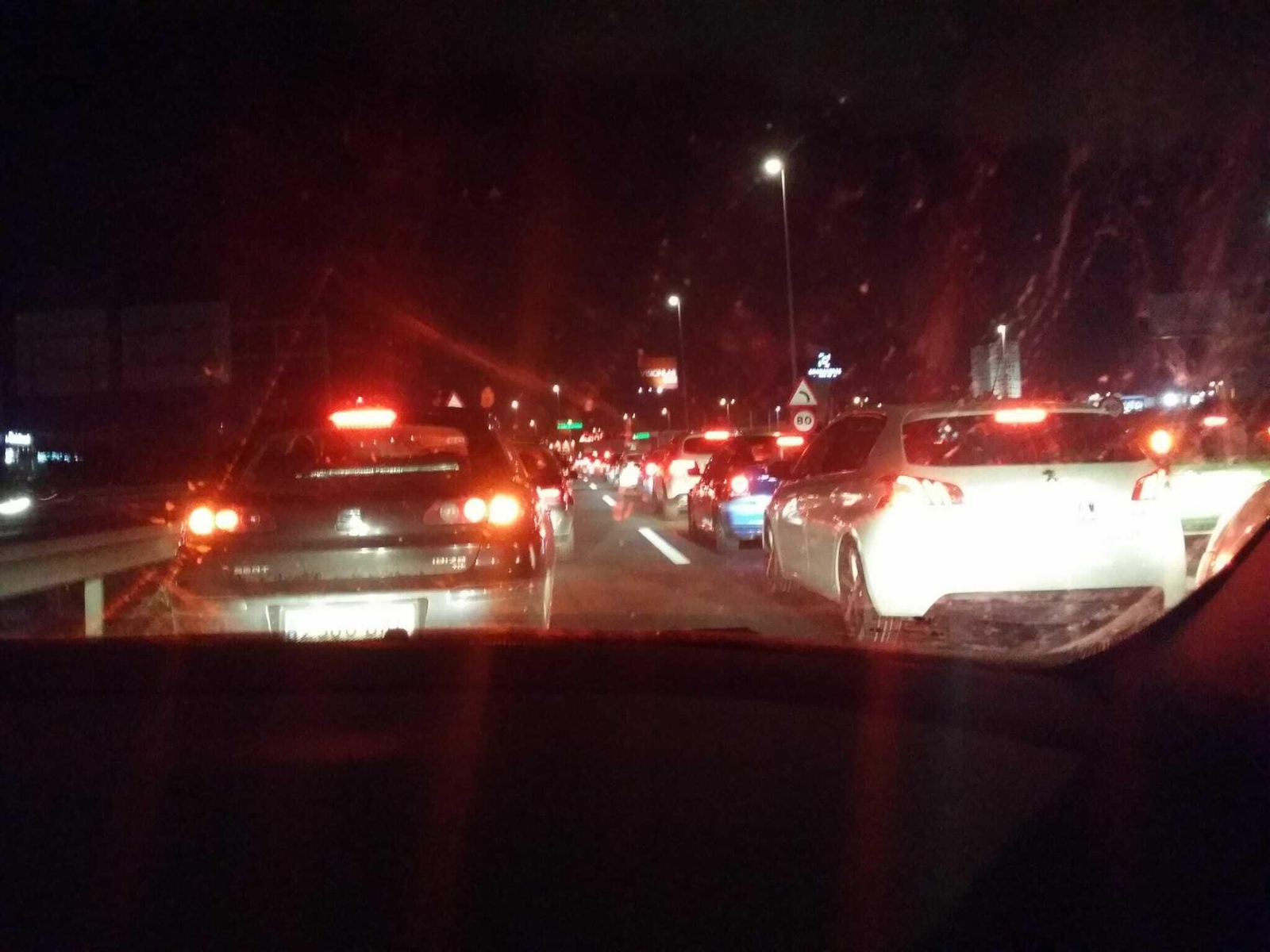 Retención en la A-7 a la altura de Palmones