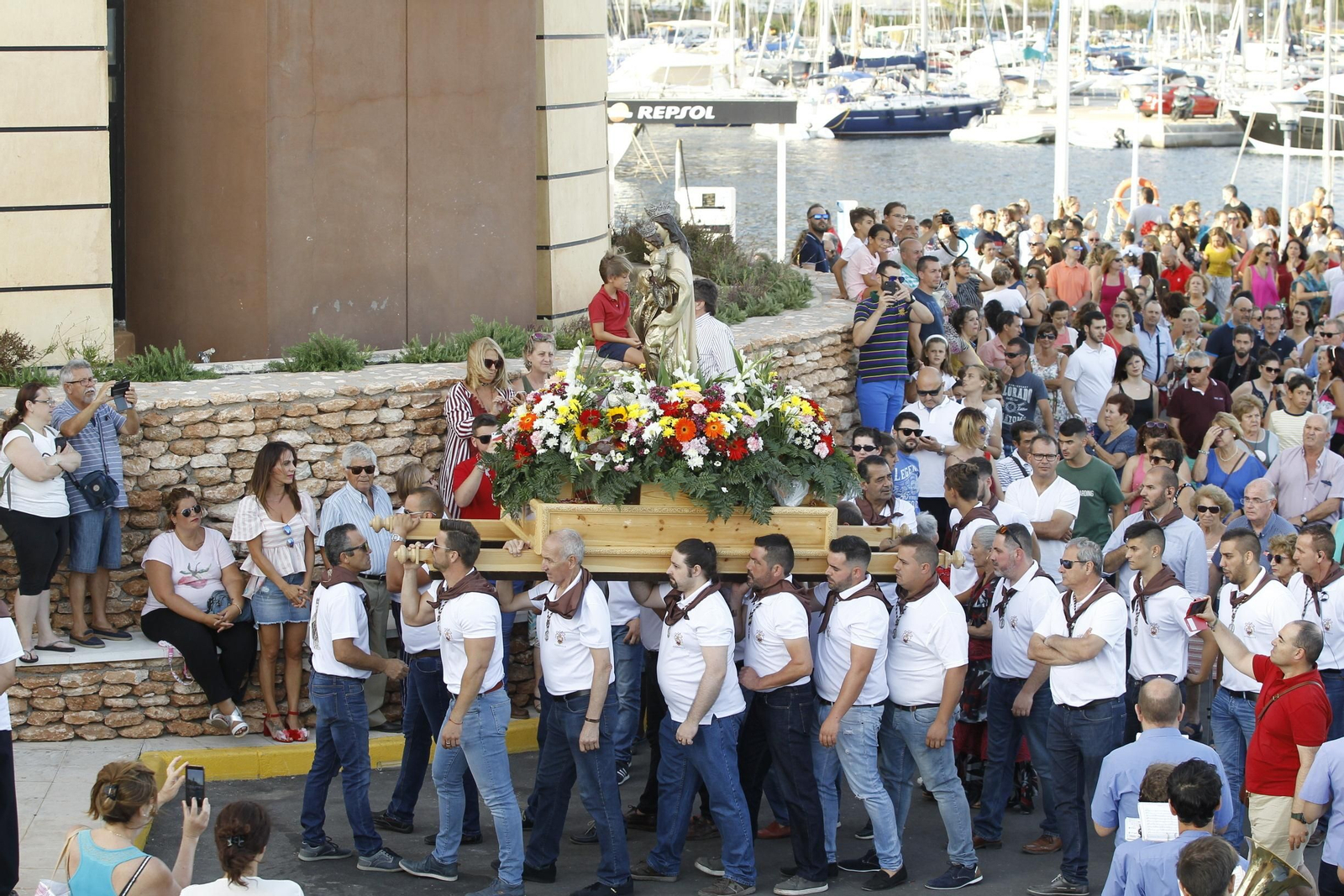Las imágenes de la procesión de la Virgen del Carmen en Aguadulce