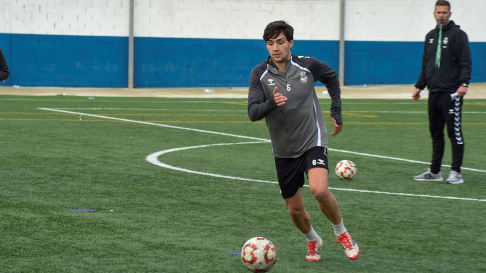 Adri Moyano, en un entrenamiento con la Balona