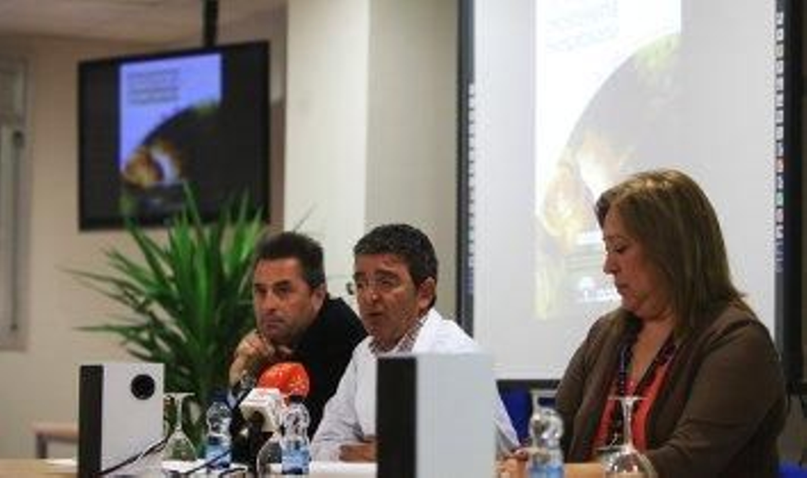 El hospital da más de mil menús al día con un gasto de dos millones anuales