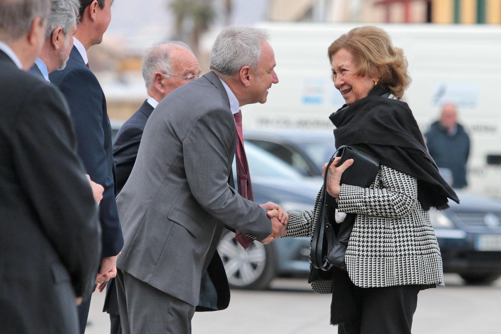La Reina Sofía visita el Banco de Alimentos de Almería
