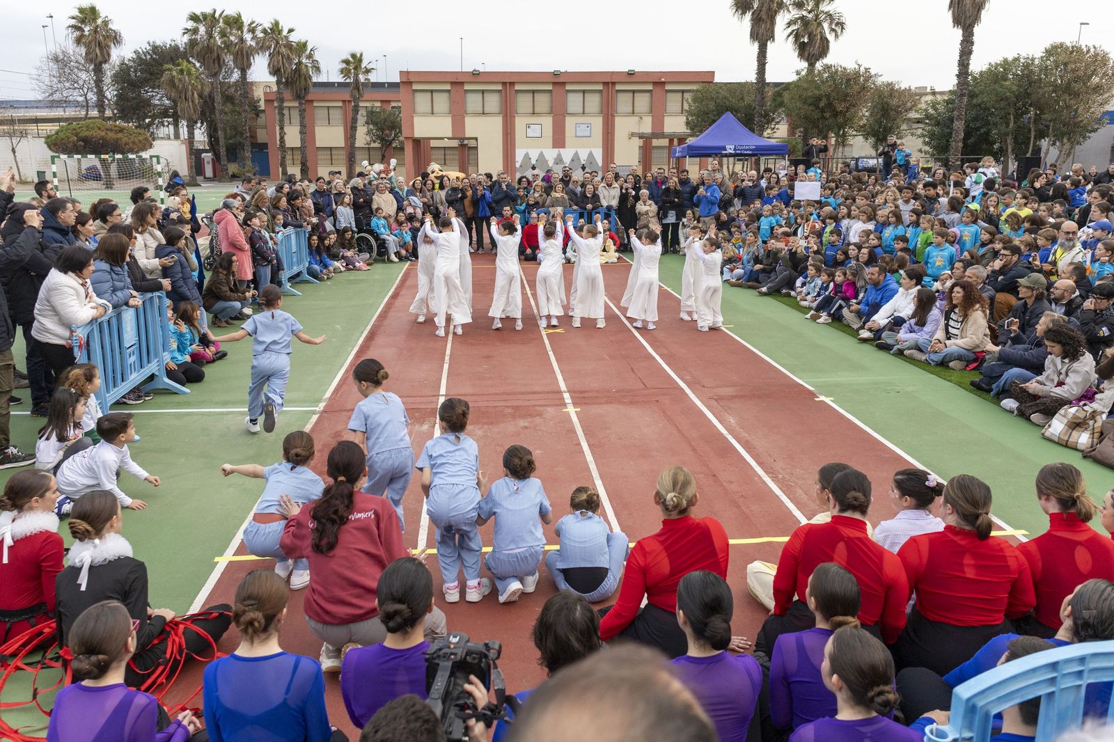 Las imágenes de la inauguración de VI Olimpiadas Escolares de la Escuela Pública de Cádiz