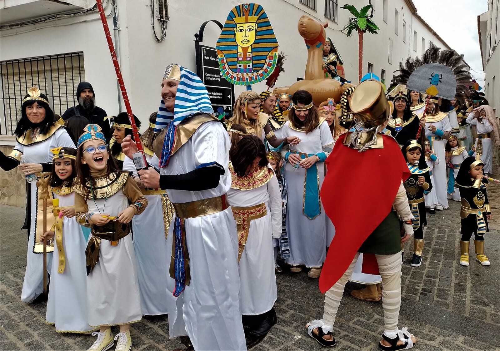 Las imágenes del Gran pasacalles del Humor de Alcalá de los Gazules
