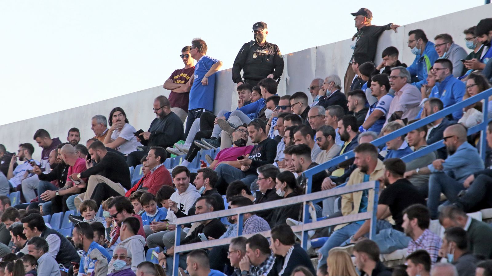 Imágenes del Xerez CD y el CD Rota en el Pedro S. Garrido