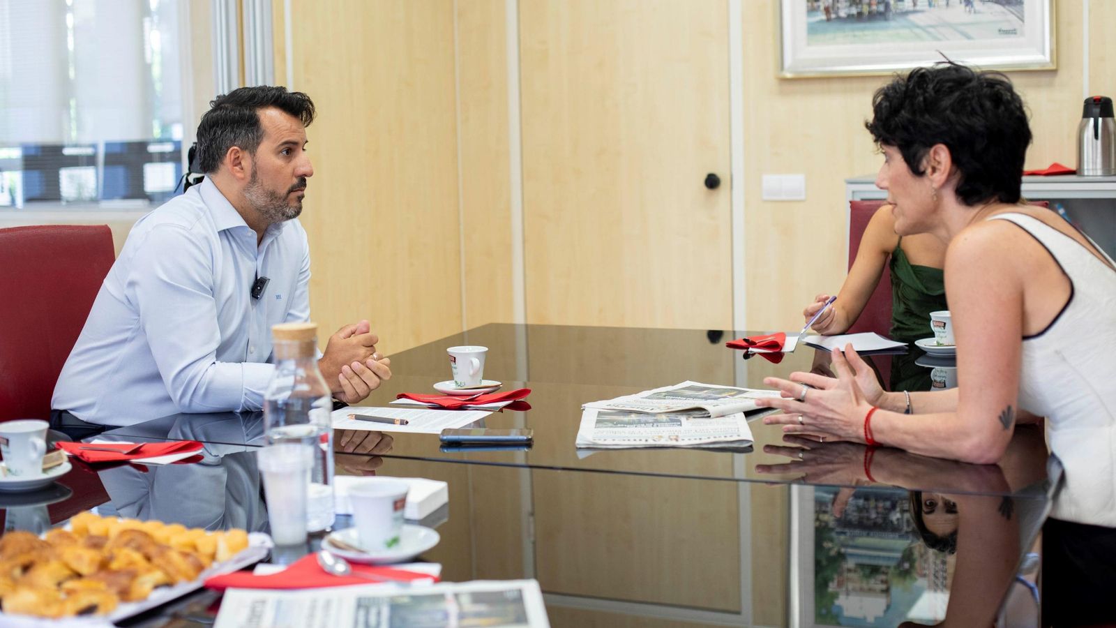 Entrevista a la ministra de Inclusión, Seguridad Social y Migraciones