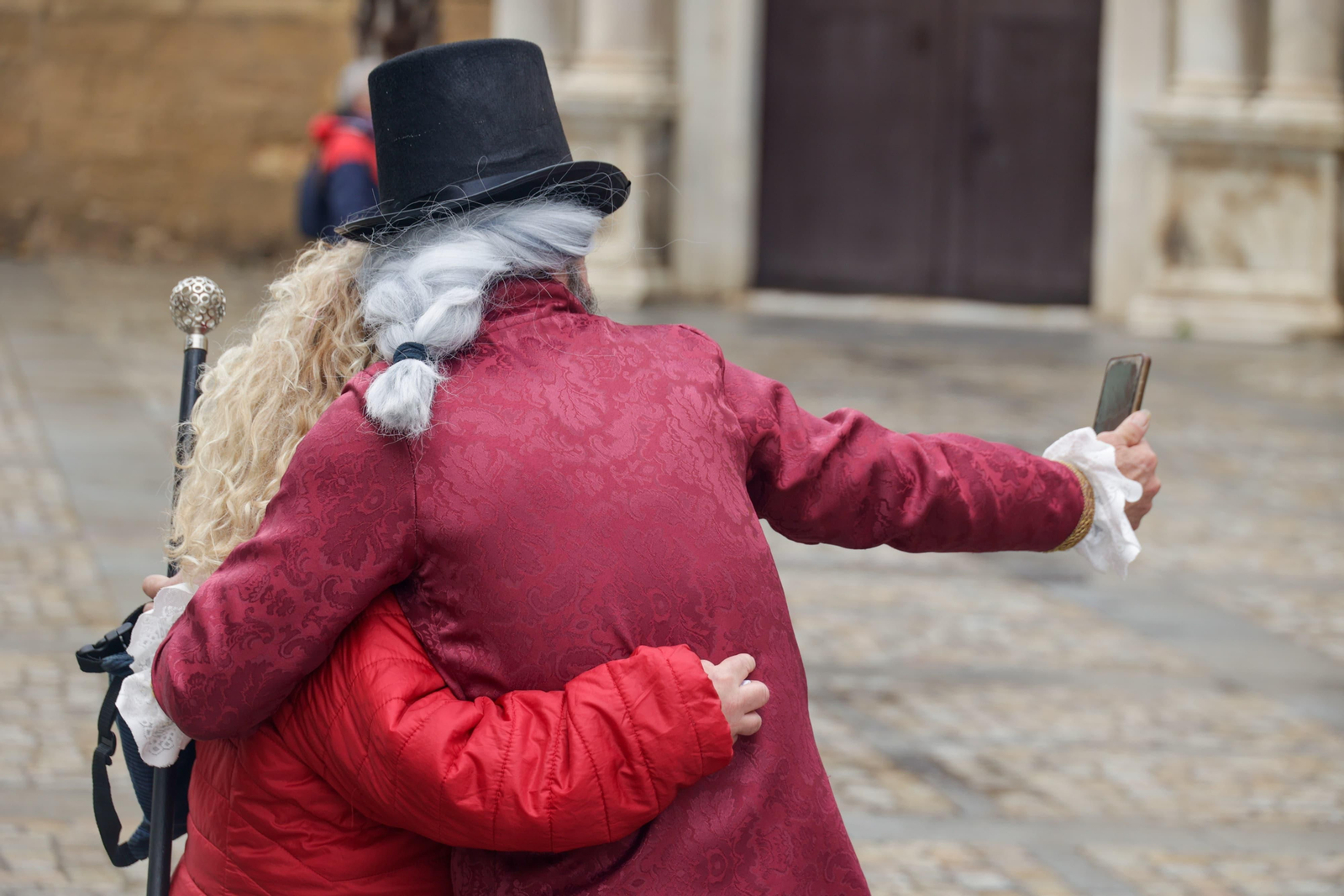 Las mejores imágenes de un Lunes de Coros pasado por agua en el Carnaval de Cádiz 2024
