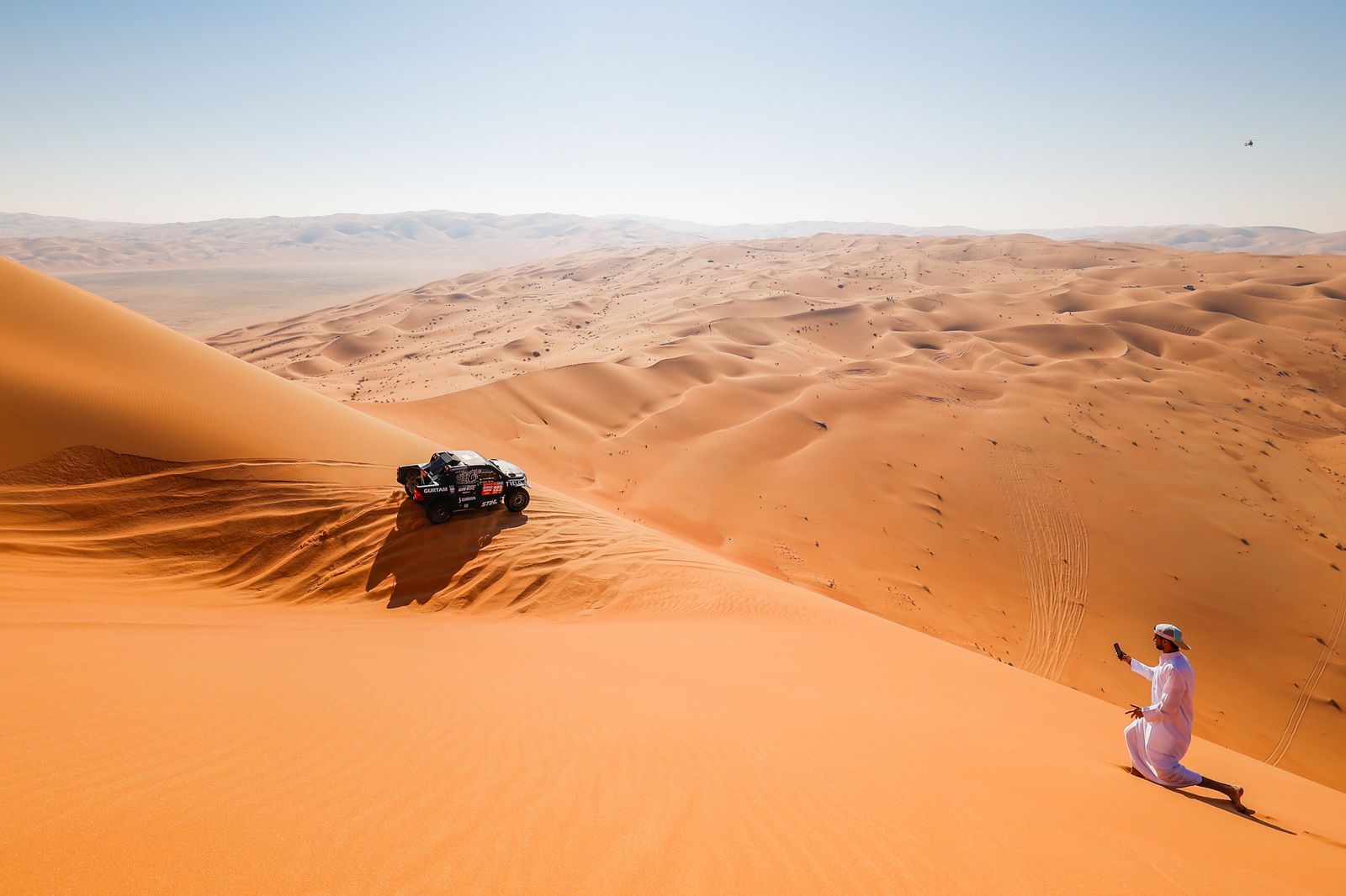 Las mejores fotos del Dakar por las dunas