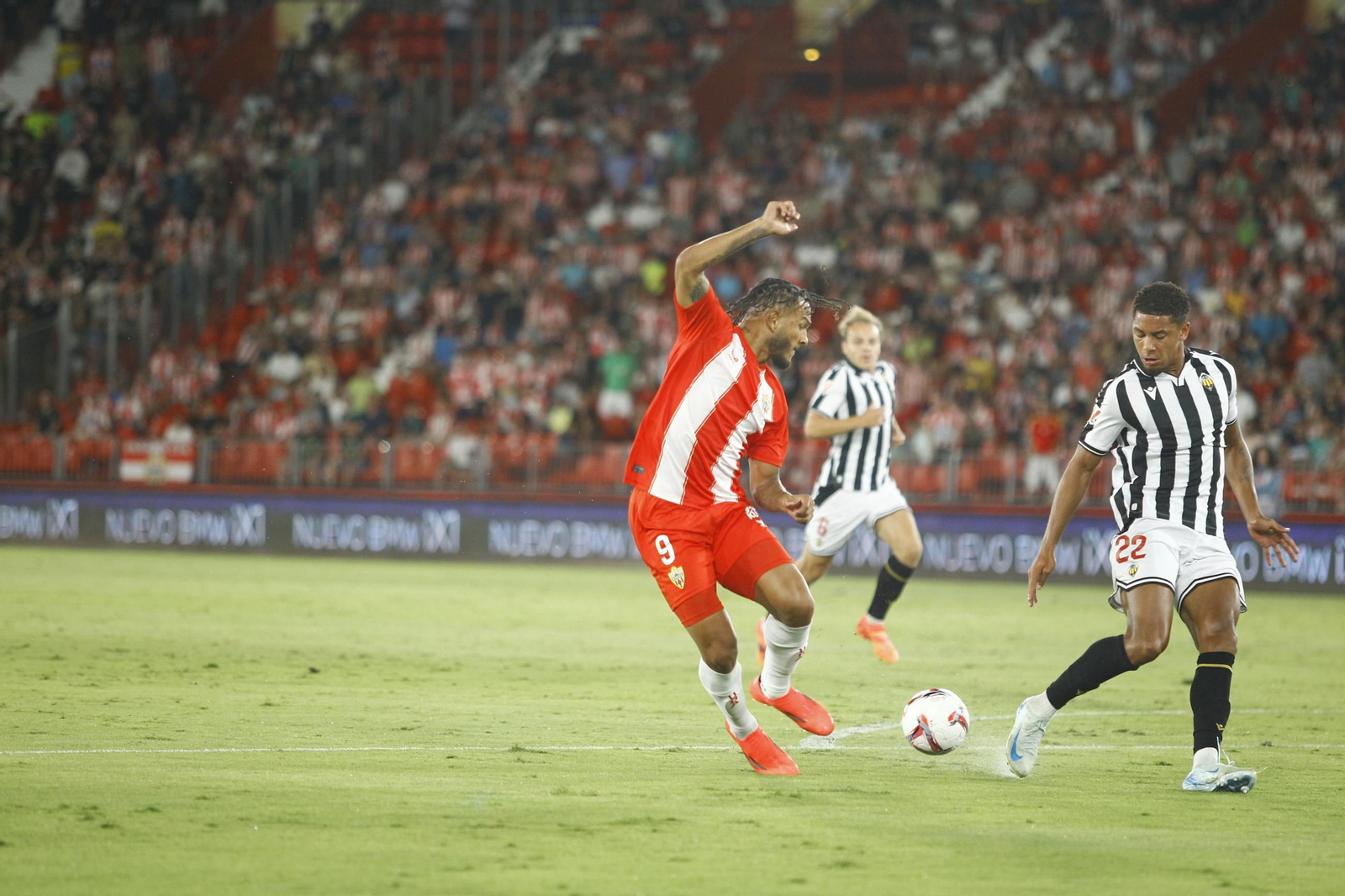 El partido U.D. Almería-C.D. Castellón en imágenes