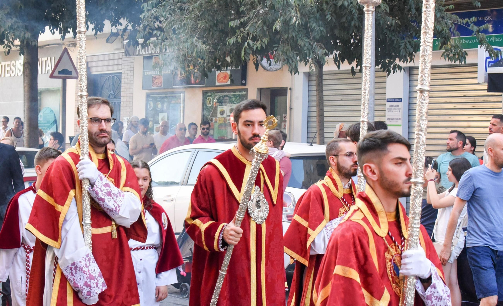 Traslado de la Sagrada Cena a la Catedral para su participación en el Corpus