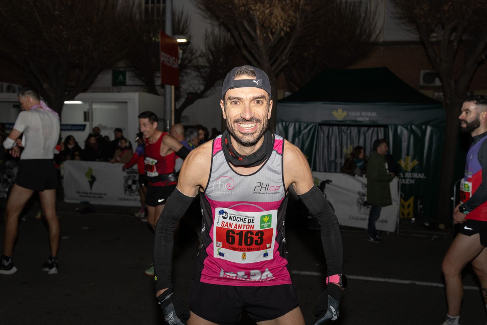 En imágenes: búscate en tu llegada a meta de la Carrera de San Antón 2026