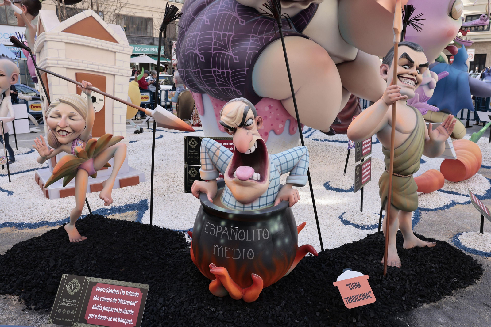 Imágenes de los mejores 'ninots' de las Fallas de Valencia 2023