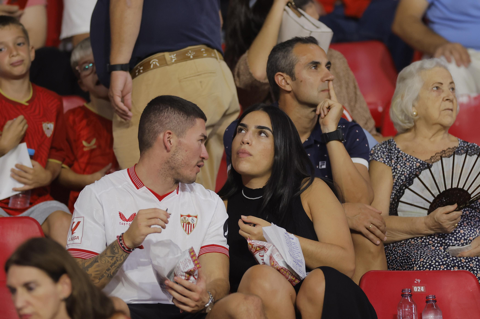 Búscate en las fotos del Sevilla-Rayo