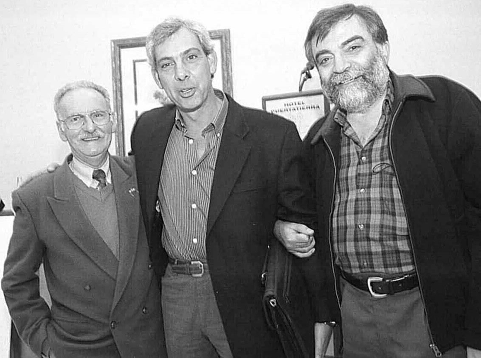 Un acto de Izquierda Unida con Leopoldo Martín (derecha) junto a Jesús Gargallo y José Mena.