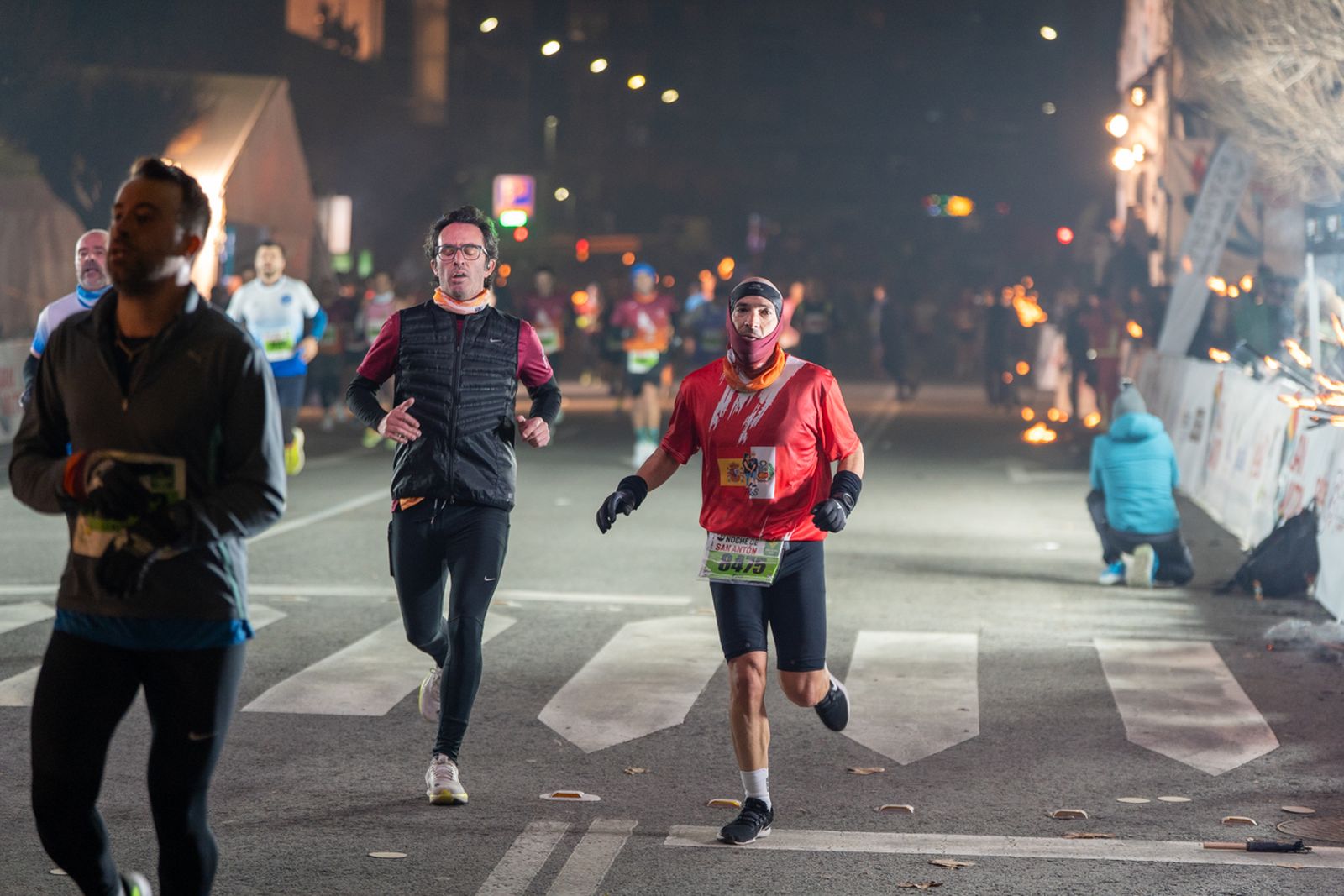 En imágenes: búscate en tu llegada a meta de la Carrera de San Antón 2026 (6)