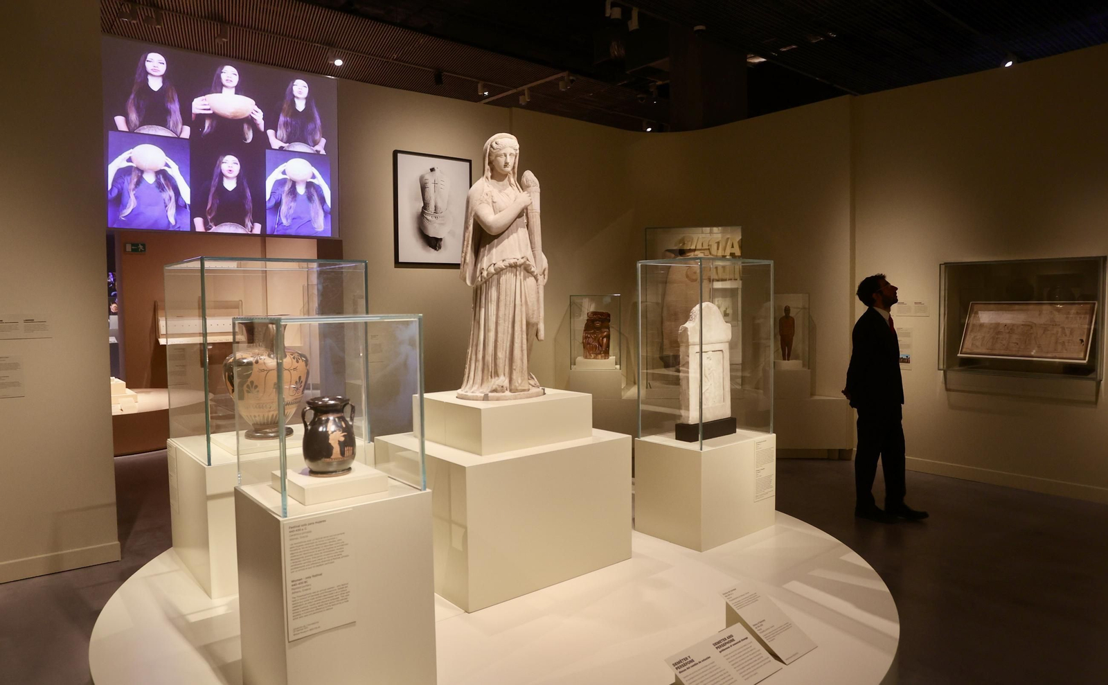 Exposición Veneradas y temidas