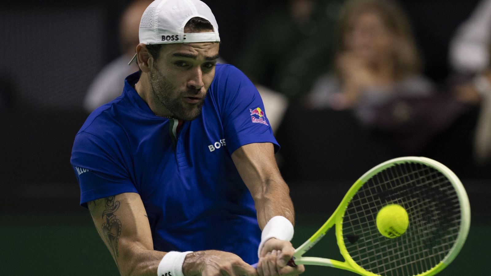Berrettini derrota a Kokkinakis y acerca a Italia a la final de la Copa Davis