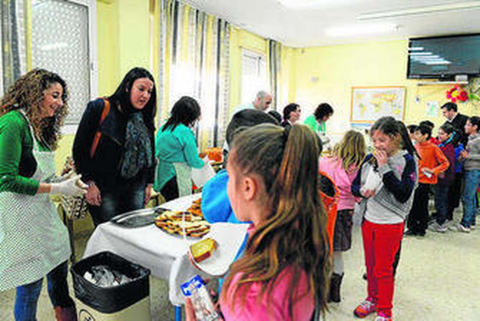 Un momento del desayuno andaluz organizado en el Mediterráneo.