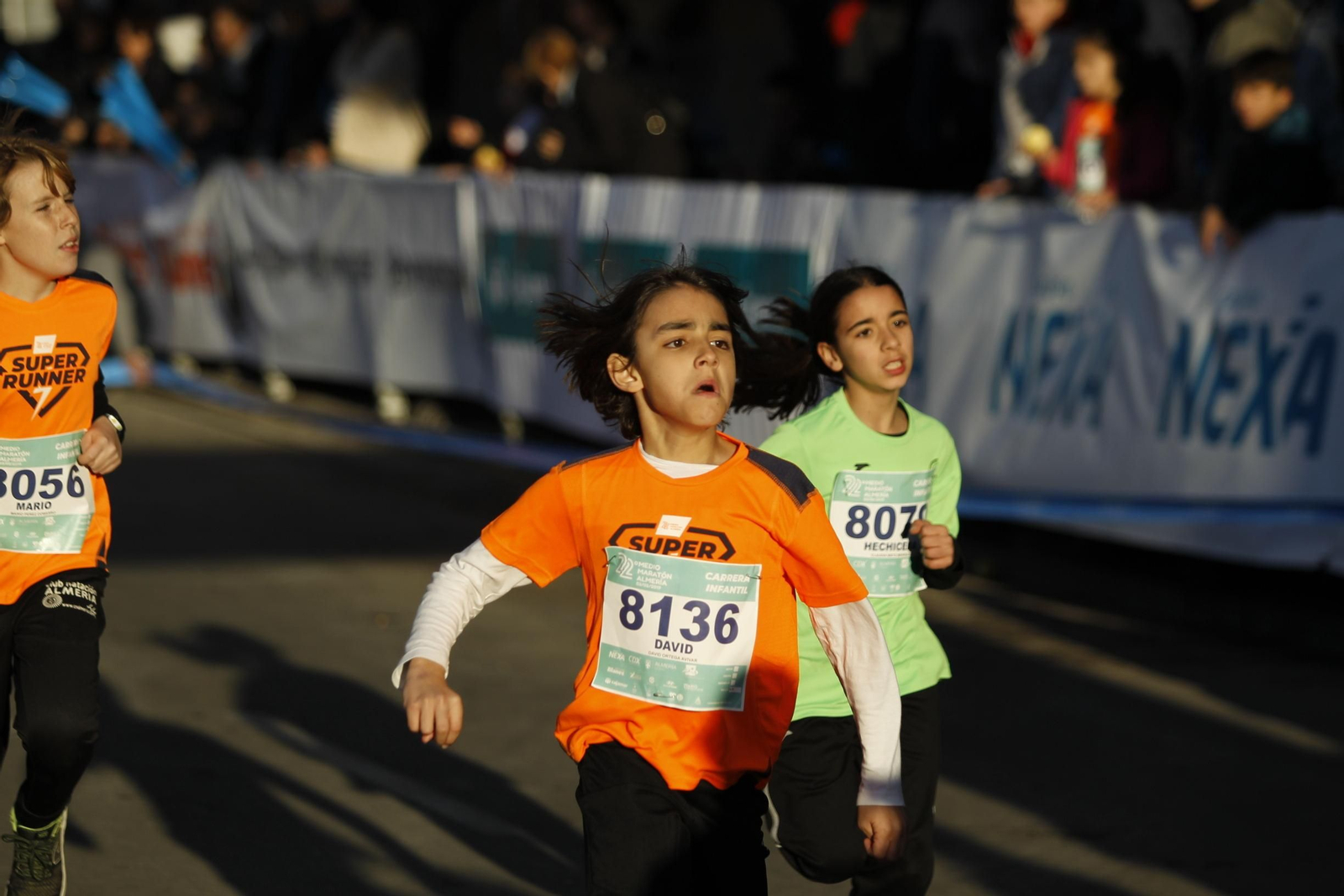 Fotogalería de la Feria del Corredor y las carreras infantiles.