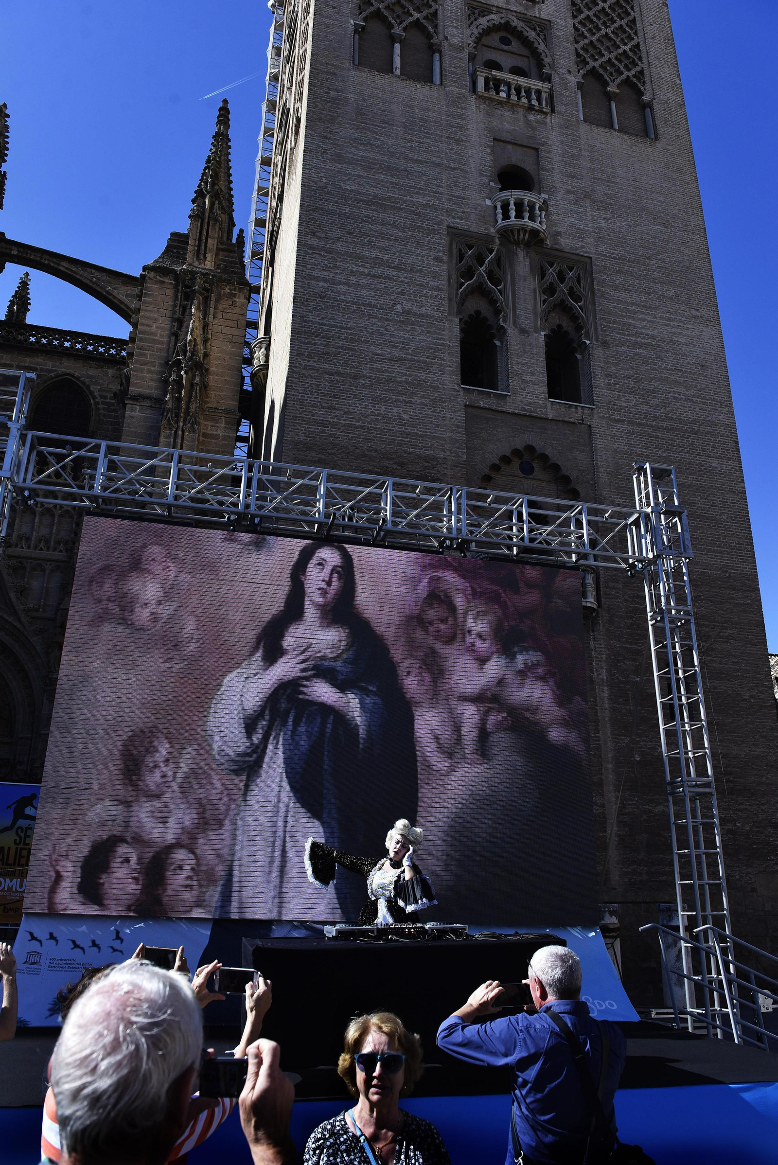 Las imágenes de la presentación de Sevilla como Mejor destino turístico 2018